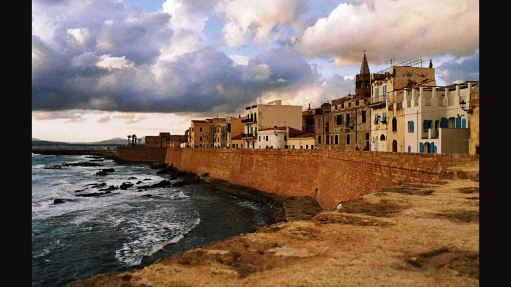 Cozy apartment Mati Alghero historic center Esterno foto
